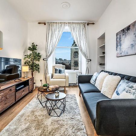 Cosy Grassmarket 2Br-1Ba - Newly Decorated! By Bonjour Residences Edinburgh Luaran gambar