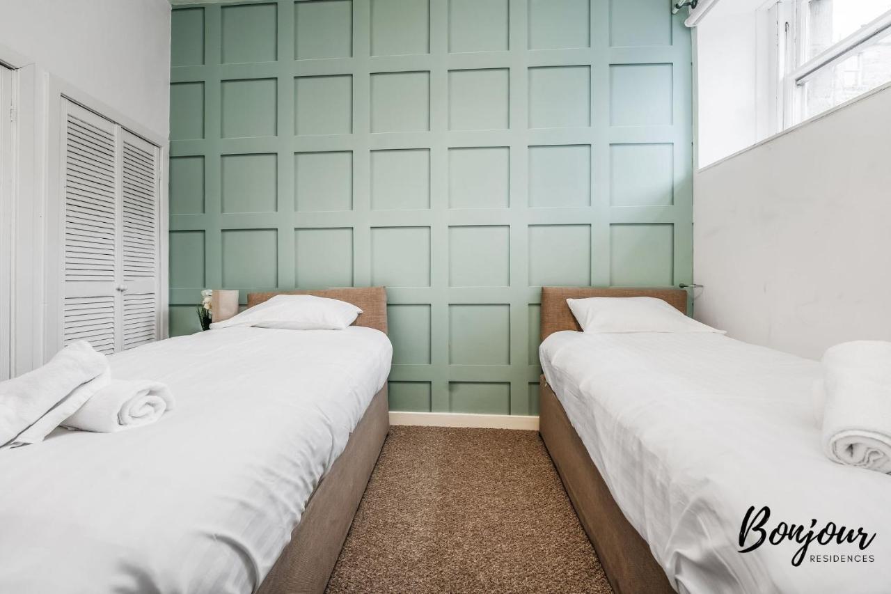 Cosy Grassmarket 2Br-1Ba - Newly Decorated! By Bonjour Residences Edinburgh Luaran gambar