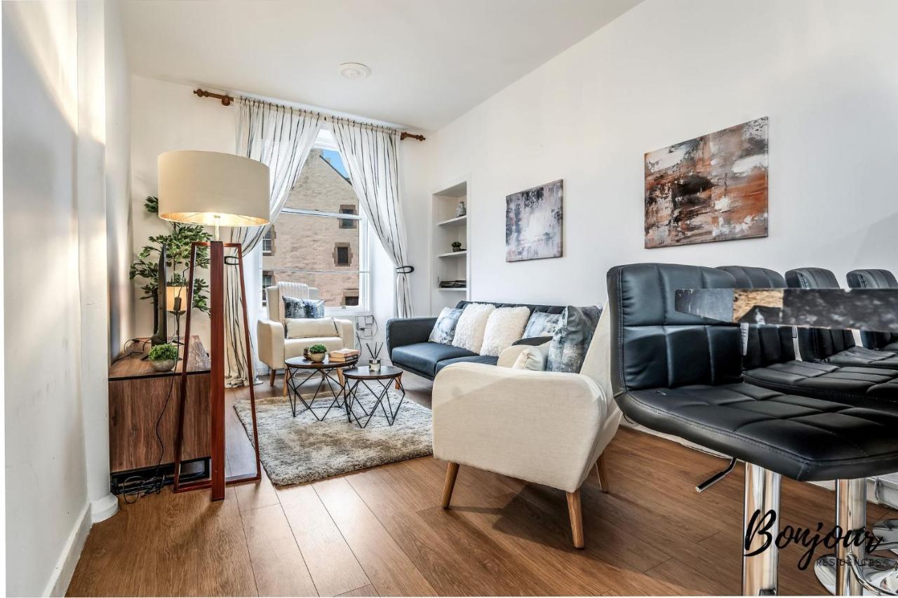Cosy Grassmarket 2Br-1Ba - Newly Decorated! By Bonjour Residences Edinburgh Luaran gambar