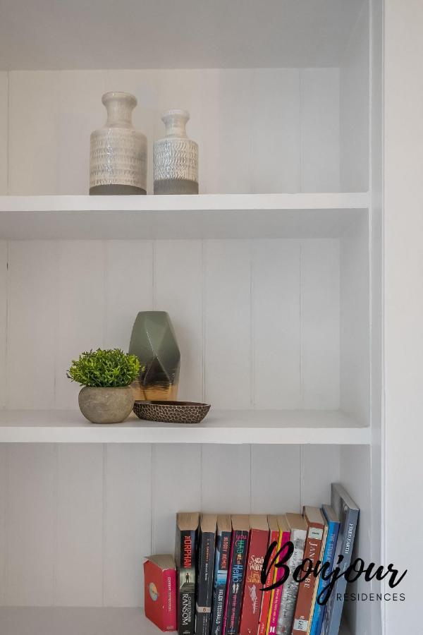 Cosy Grassmarket 2Br-1Ba - Newly Decorated! By Bonjour Residences Edinburgh Luaran gambar